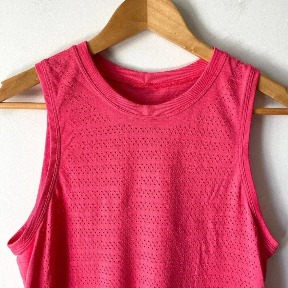 Lululemon Breeze By  Muscle Tank II Silverescent Glossy / Glossy Pink Size 6 - Picture 5 of 6